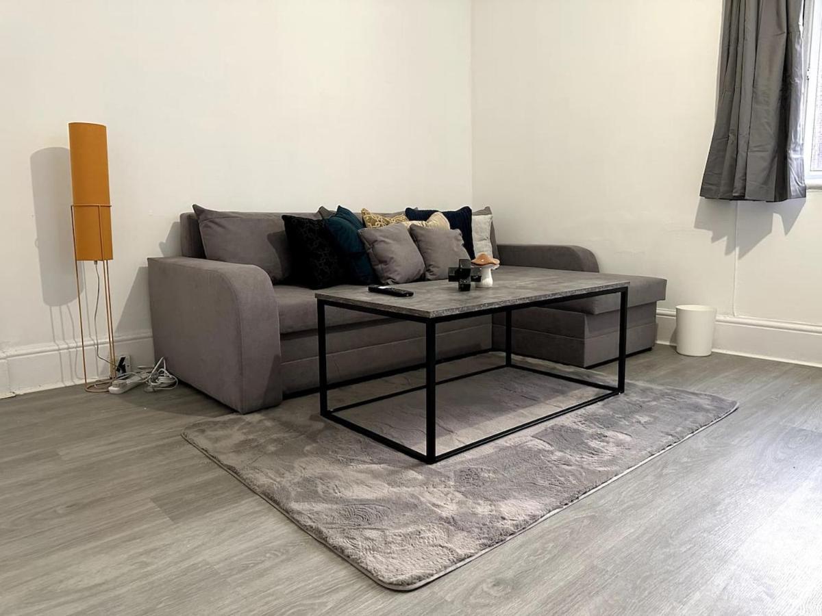 Wonderful 2 Bedroom On Tower Bridge 伦敦 外观 照片